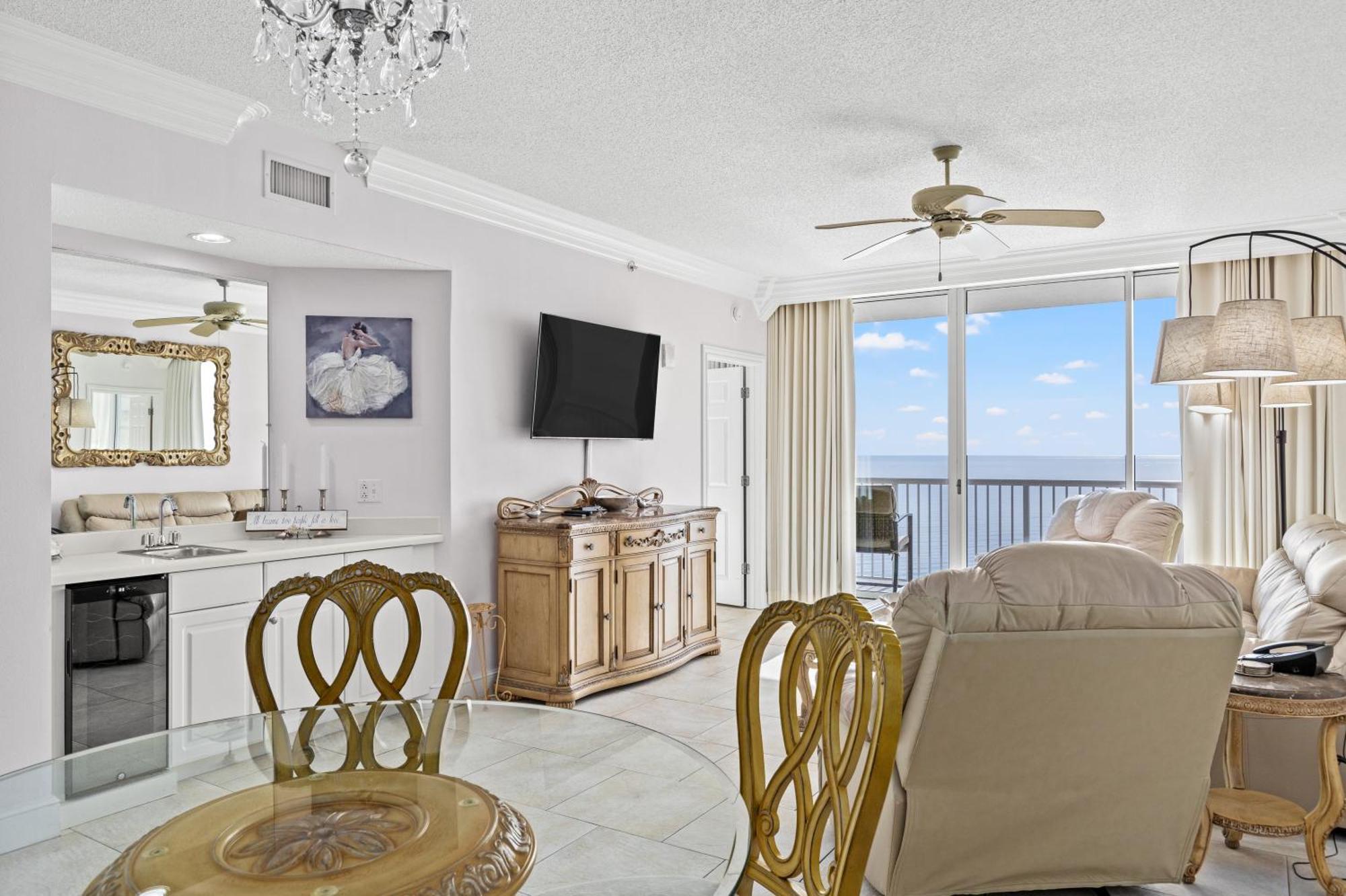 Official Majestic Beach Resort - Over 60 Units - All Ocean Front, Panama City Beach, Fl Zimmer foto