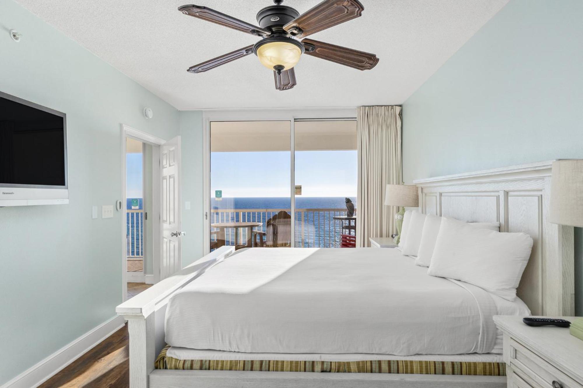 Official Majestic Beach Resort - Over 60 Units - All Ocean Front, Panama City Beach, Fl Zimmer foto