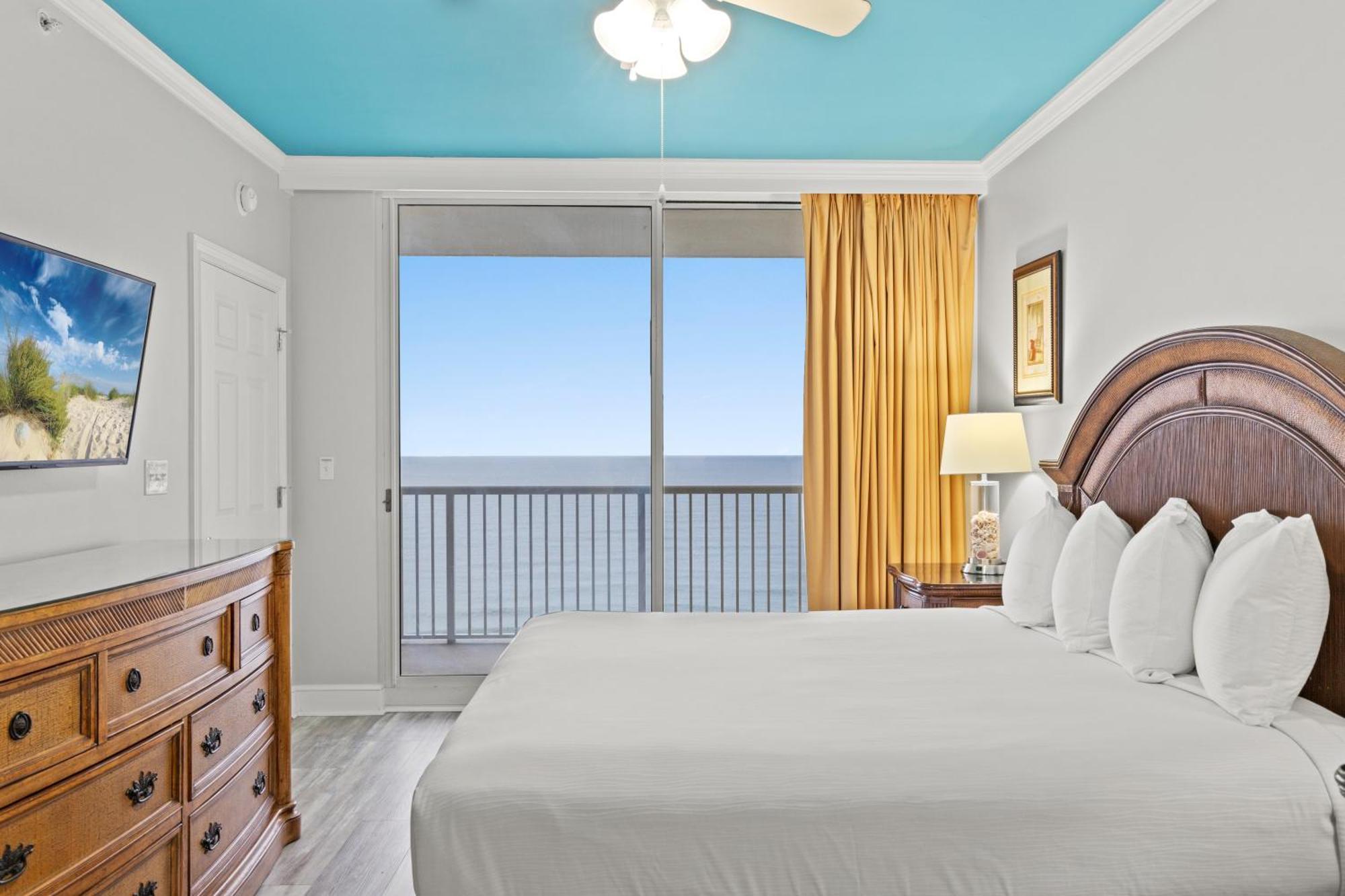 Official Majestic Beach Resort - Over 60 Units - All Ocean Front, Panama City Beach, Fl Zimmer foto